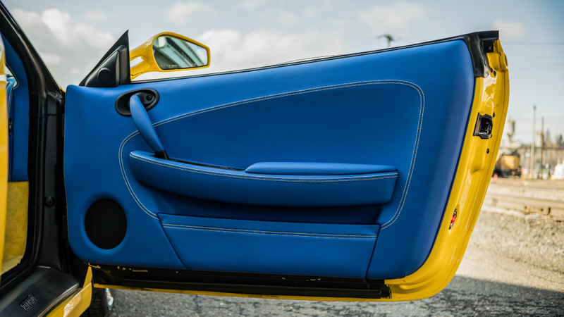 Illustration for article titled Tell Me How To Feel About This Ferrari F430 Spider Interior